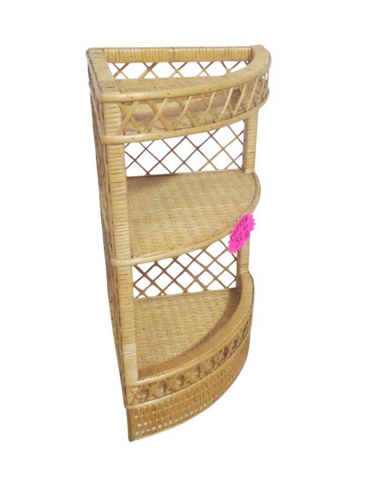 Rinconera elaborado en mimbre color natural natural