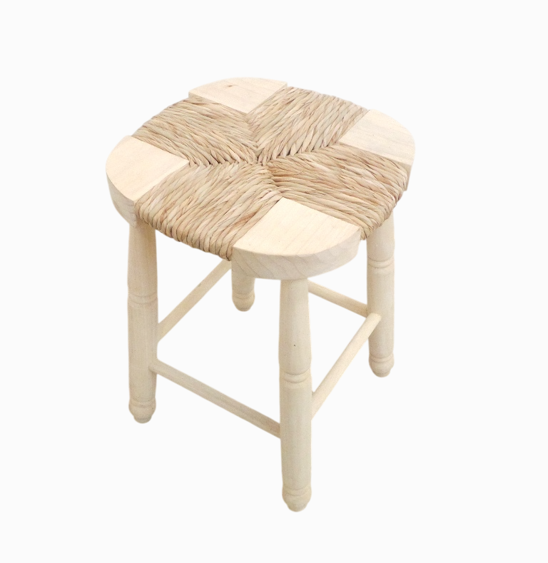 Taburete conico con asiento de enea en natural